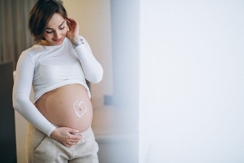 How to Maintain a Healthy Glow During Pregnancy