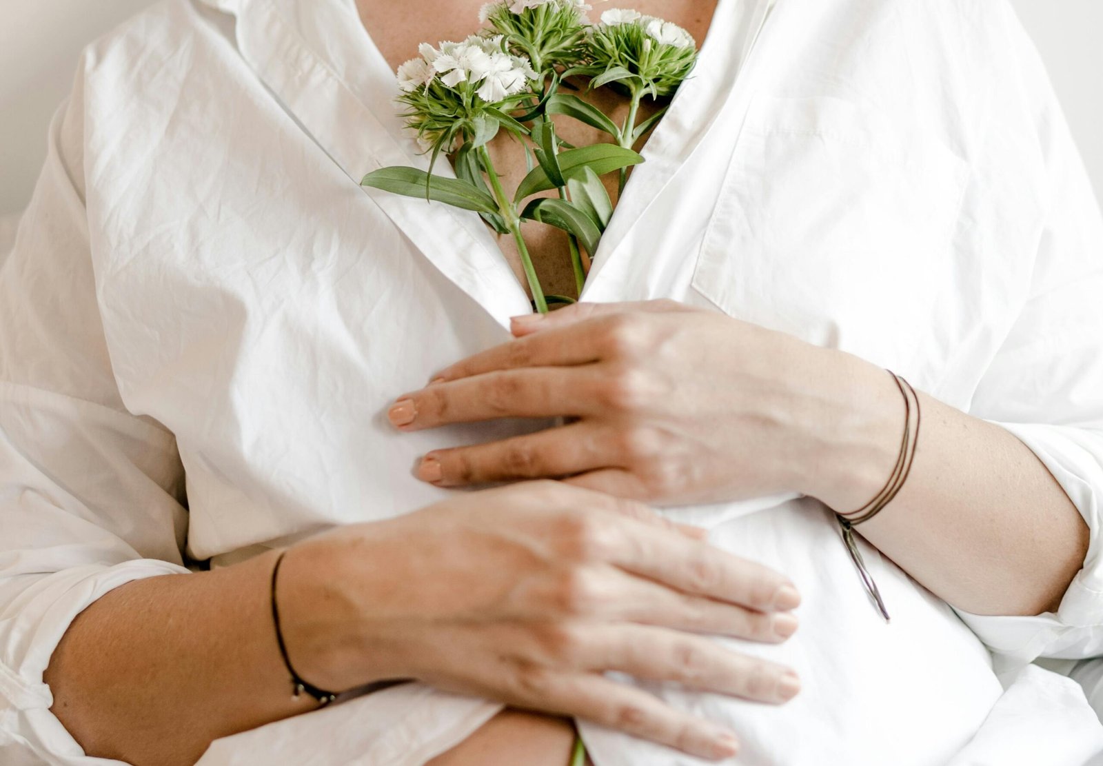 First-Time Pregnancy Guide 2025: Everything You Need to Know